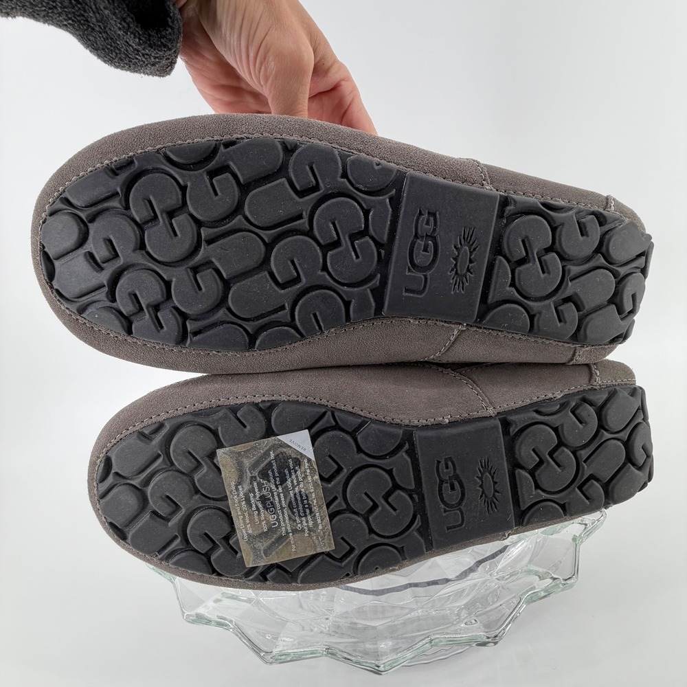 UGG Australia Men's Slippers Dark Gray Suede Shearling Lined Moc Toe Size 9 - Picture 7 of 10
